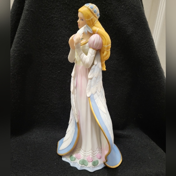 The Legendary 👸 Princess - Picture 11 of 16